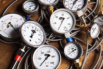 1920s pressure gauges reduced 3